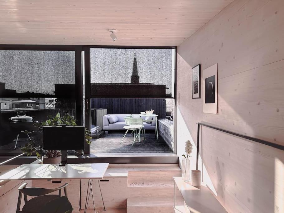 Appartamento Architect's Penthouse With Rooftop In Kreuzberg *